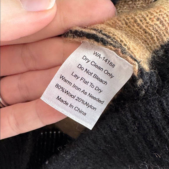 Kiel James Patrick Halloween Sweater - Picture 7 of 9